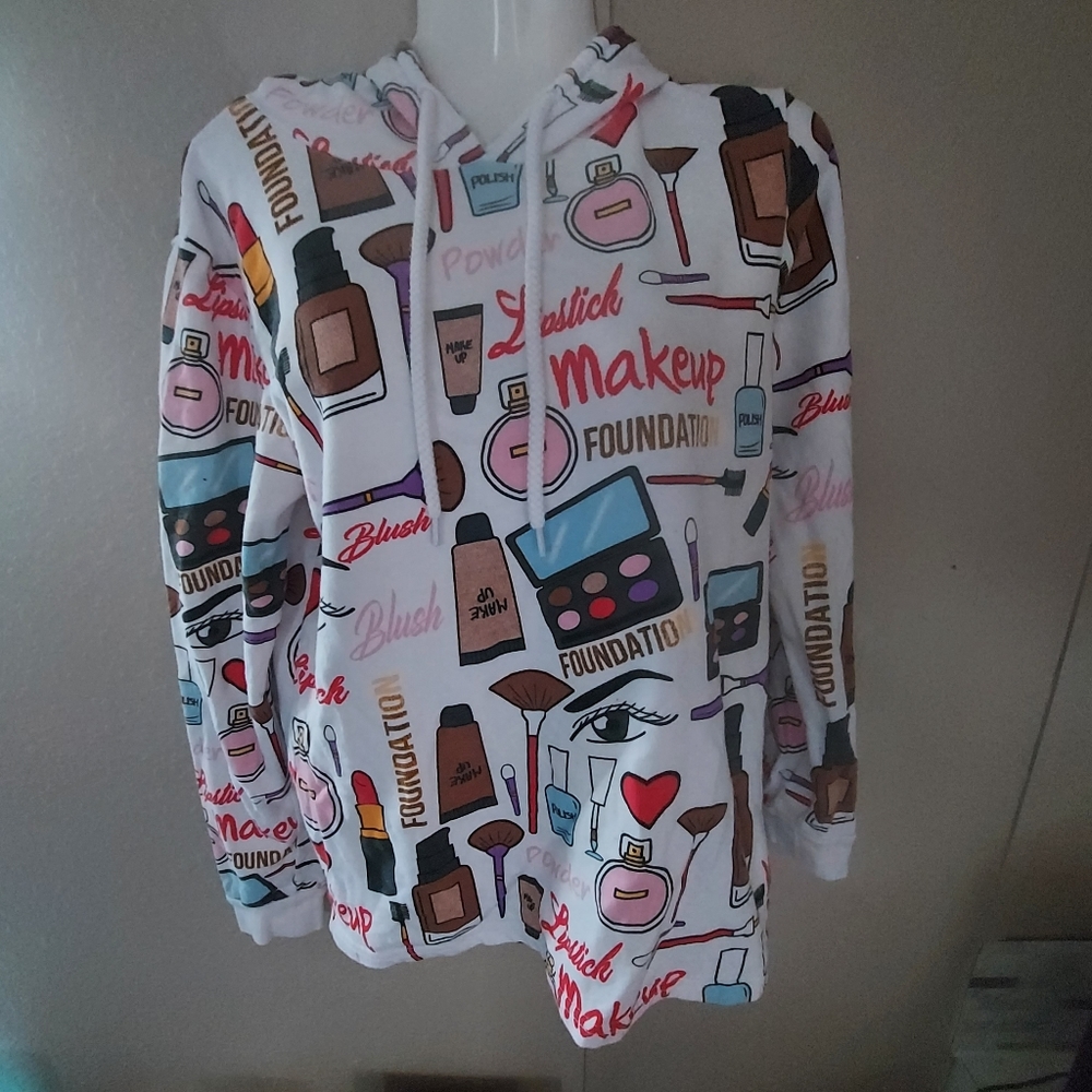ON FIRE SZ M 100% cotton make up style print pretty hoodie